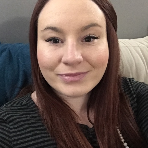 Meet your Posher, Joanne - Picture 1 of 1